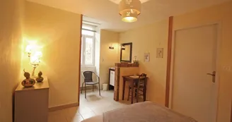 Gite "Gite Aux Fleurs" à Coussac Bonneval en Haute-Vienne (Limousin)_11