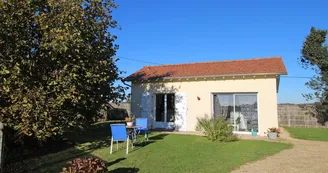 Gîte "la noisetière" à papesoleil sur la commune de Saint Yrieix la Perche en Haute-Vienne (limousin)_2