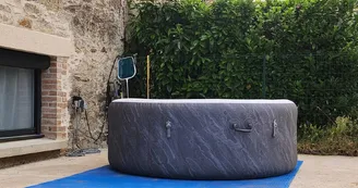 gite de la petite cascade à La Jaunie commune de La Meyze en Haute-Vienne - le SPA gonflable_24