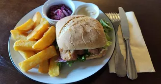 Oriental chicken burger 